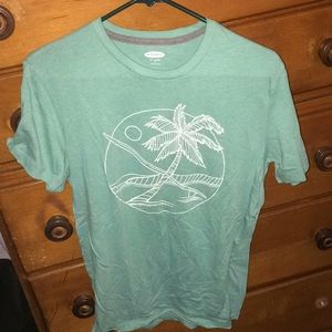 Men’s old navy graphic tee